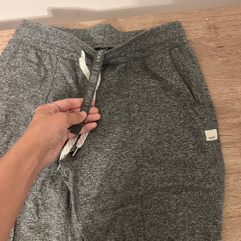 Vuori halo pants